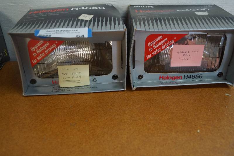 lot 64 image: H4656  Halogen  Headlights- Set of 2