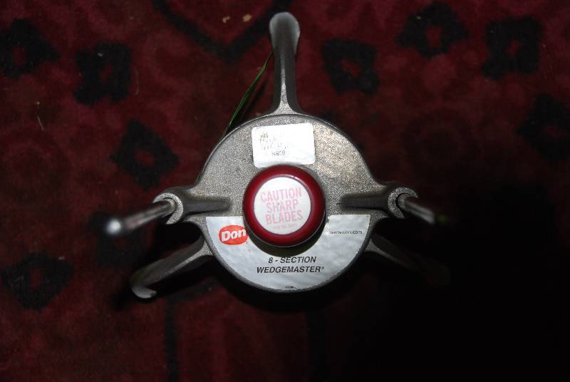 lot 5698 image: Don 8-section Wedgemaster Lemon Wedger