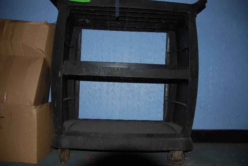 lot 5702 image: Carlisle small cart