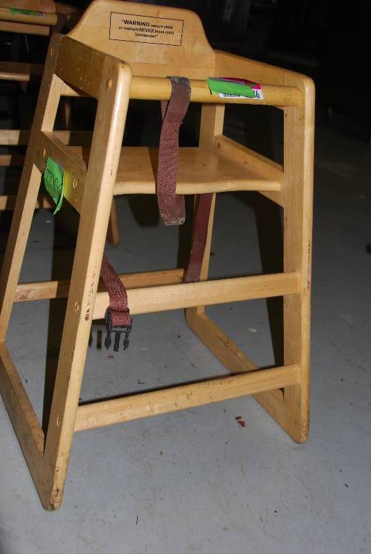 lot 5726 image: Commercial High Chair