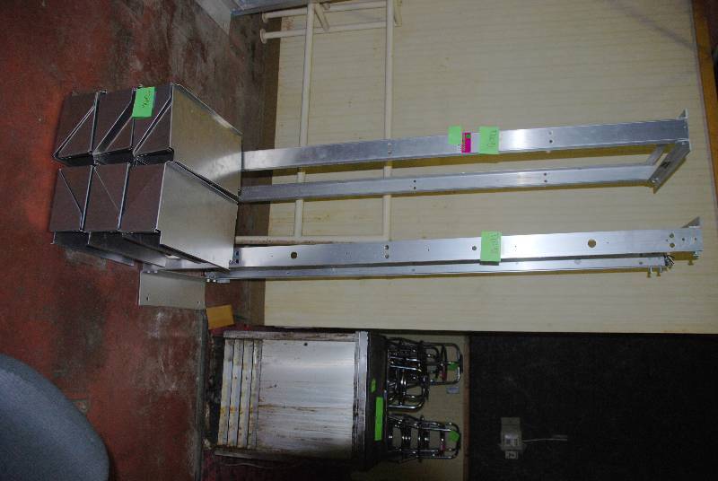 lot 9055 image: 2 x 19 Computer Rack - 7 Ft - Aluminum  12 shelves