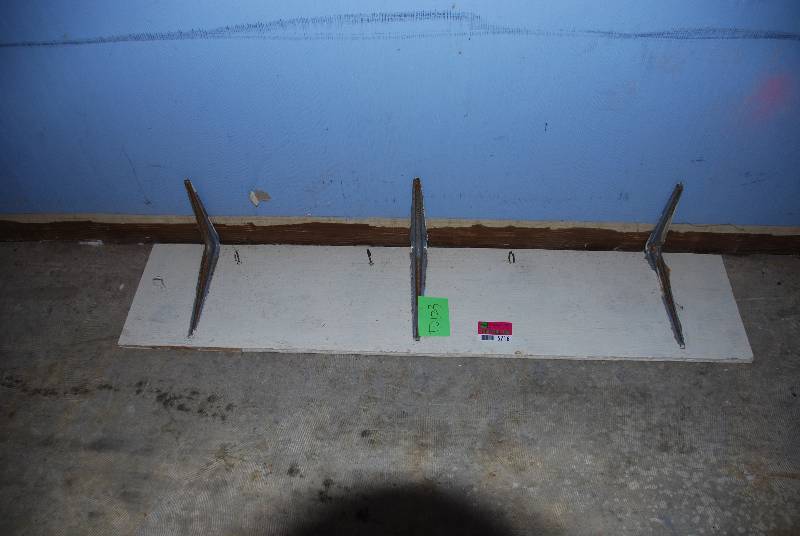 lot 5716 image: 3-bracket Wooden Shelf