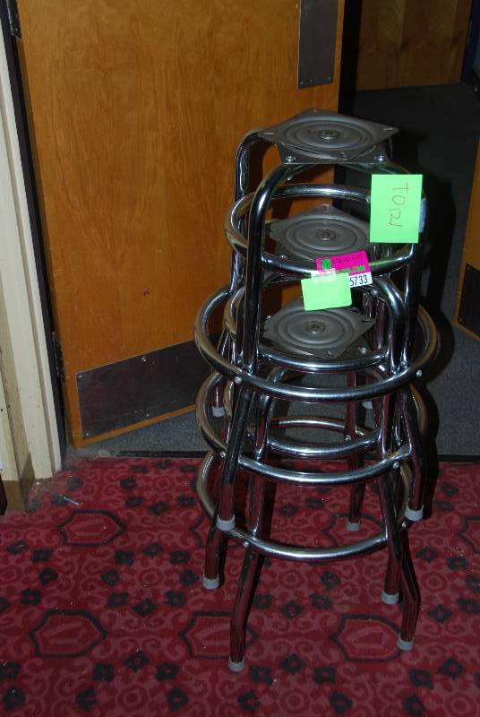 lot 5733 image: 3 Fuel Bar Height Stool Bases (wout Seat)