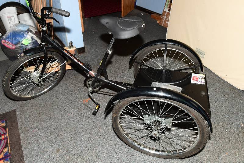 lot 5694 image: Worksman Tricycle