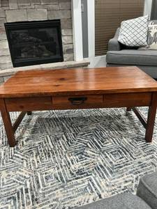 lot 47875 image: Coffee Table