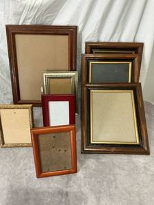 lot 47955 image: Picture Frames Misc Brown Frames