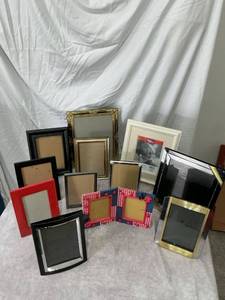lot 47956 image: Picture Frames Misc