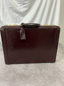 lot 47960 image: Executive Quarters Womens Briefcase