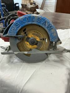 lot 47982 image: SkillSaw Circular Saw
