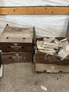 lot 47985 image: Decorative Stone Glen-Gery 4 boxes