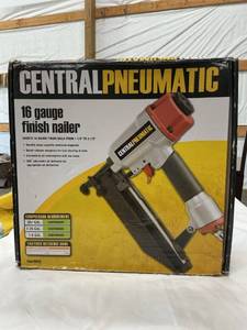 lot 47990 image: 16 Gauge Finish Nailer