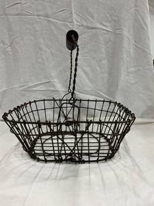 lot 48016 image: Antique Wire Basket