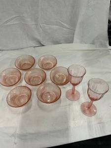 lot 48030 image: Pink Dishes