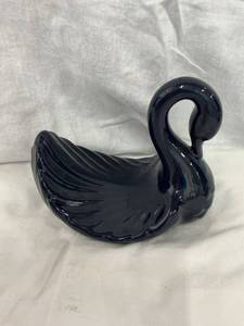 lot 48034 image: Andre Richard Vintage Ceramic Swan