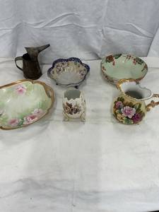lot 48035 image: Misc Vintage Items