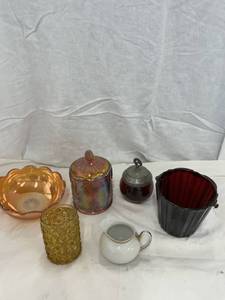 lot 48036 image: Misc Lot of Glass Items