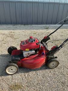 lot 48098 image: Craftsman Lawnmower Self Propelled Model 917.370410