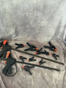 lot 48101 image: Lot of Misc Clamps