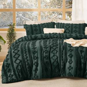 lot 22546 image: Bedsure Tufted Boho Comforter Set Twin Size - Emerald Green Boho Bed Set, GentleSoft - 2 Pieces Farmhouse Shabby Chic Embroidery Bedding, Gifts for Woman, Soft Jacquard Twin Comforter for All Seasons