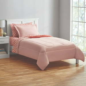 lot 9509 image: Mainstays 5 Piece Reversible Bed in a Bag Comforter Set with Sheets Pink Twin-XL