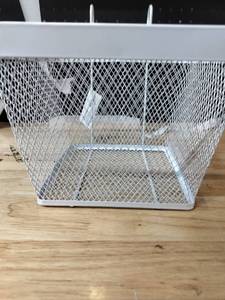lot 10408 image: White Bike Basket, Max 10lbs