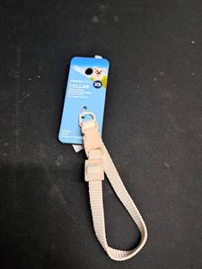 lot 12274 image: Vibrant Life XS Dog Collar for Chihuahua Miniature Poodle 5-10 LB