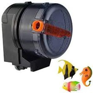 lot 2258 image: Automatic Fish Feeder - Large Capacity 4-Week Drum Dispenser