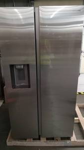 lot 4076 image: Samsung RS27T5200SR Side-by-Side Refrigerator with WaterIce Dispenser