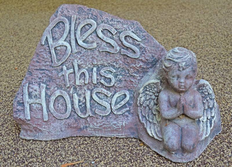 lot 4012 image: Concrete Angel Bless This House - 14 x 9