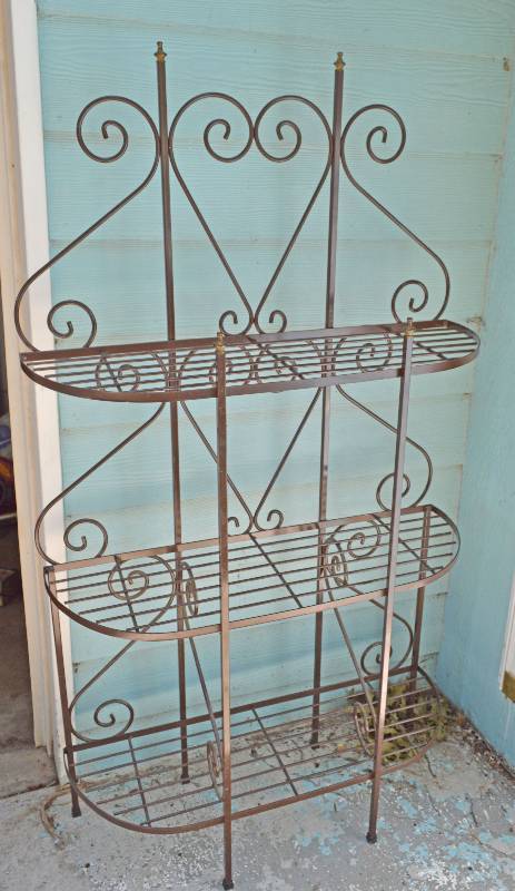 lot 4031 image: Bakers Rack - 33.25 x 11.5 x 60