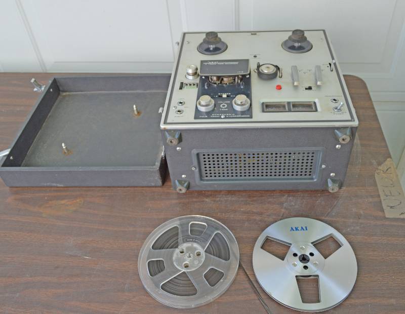 lot 4043 image: 4 Track Tape Recorder - AKAI Brand