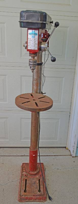 lot 4050 image: Drill Press - Cummins Industrial Tools - 34 HP - Works