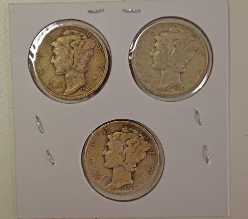 lot 4029 image: Set of 3 - 1938 Mercury Silver Dimes - P-D-S Mints