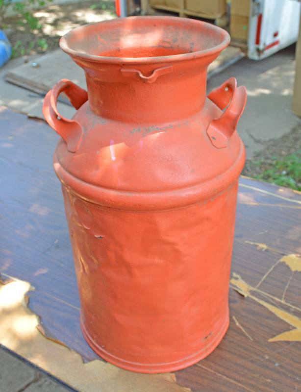 lot 4102 image: Red Cream Can - Very Cool - Some Dents in the Can