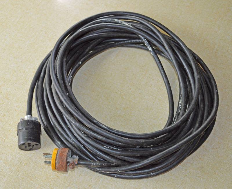 lot 4116 image: Extension Cord - 163 - 300 Volts - Approximately 50
