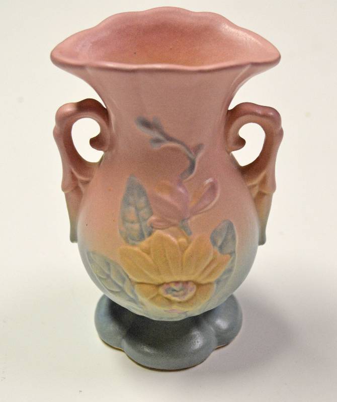 lot 4064 image: Hull Vase - Made in the USA - See Photos for Details
