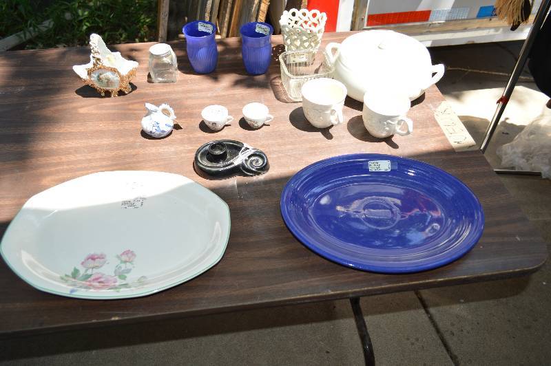 lot 4188 image: Miscellaneous Lot- Platters and More- Check it Out