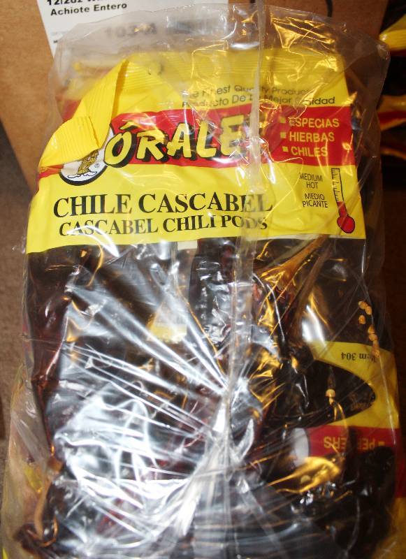 lot 4239 image: Lot of 12 Count Cascabel Chili Pods - 3 oz bags