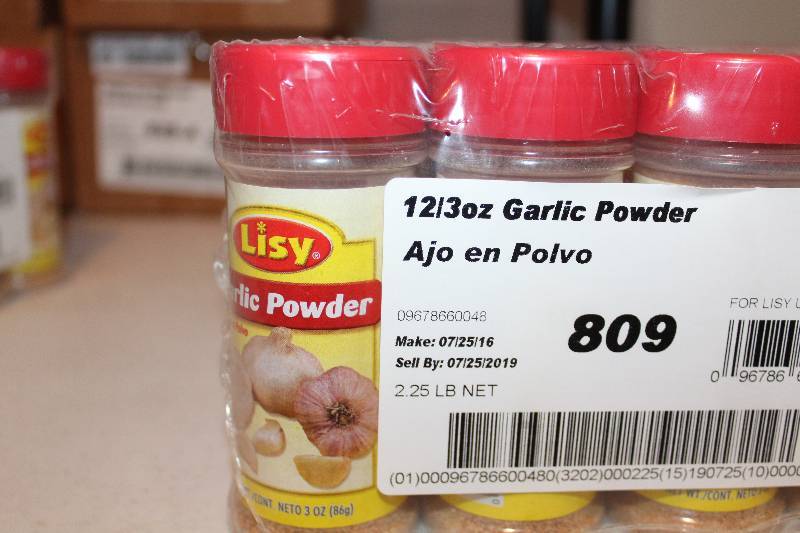 lot 4379 image: Lot of 12 Count - Garlic Powder- 3 oz. Bottles