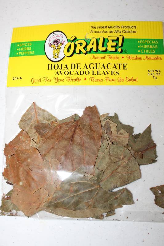 lot 4396 image: Lot of 12 Count - Avocado Leaves - 0.25 oz. Packages