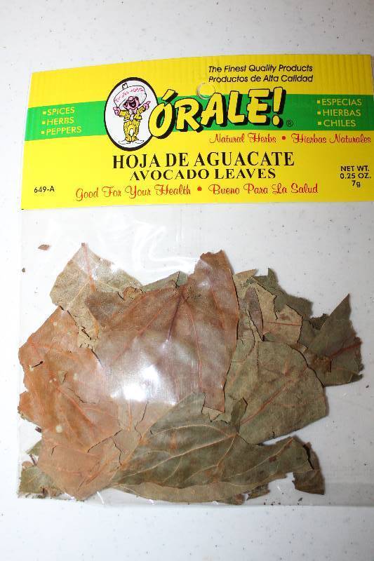 lot 4397 image: Lot of 12 Count - Avocado Leaves - 0.25 oz. Packages