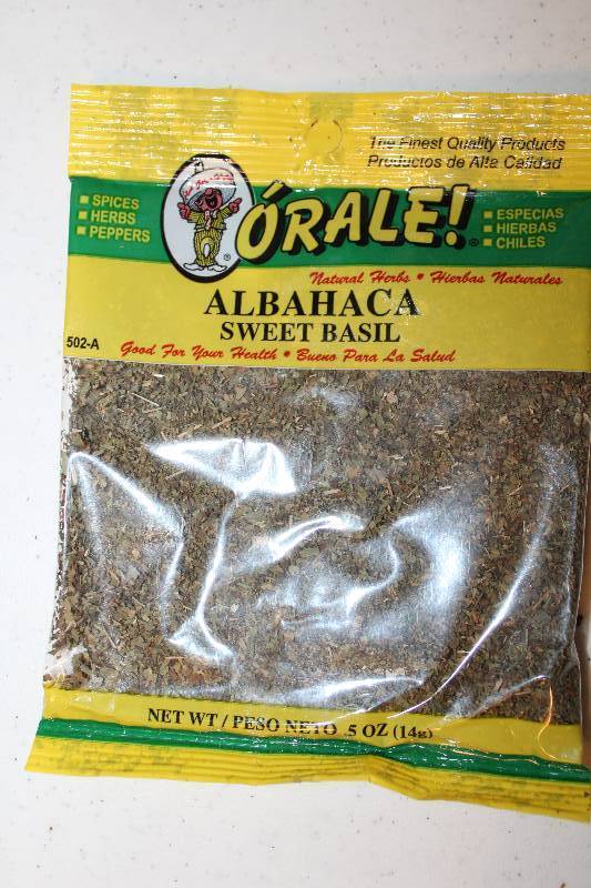 lot 9042 image: Lot of 12 Count - Sweet Basil - 0.5 oz. Packages