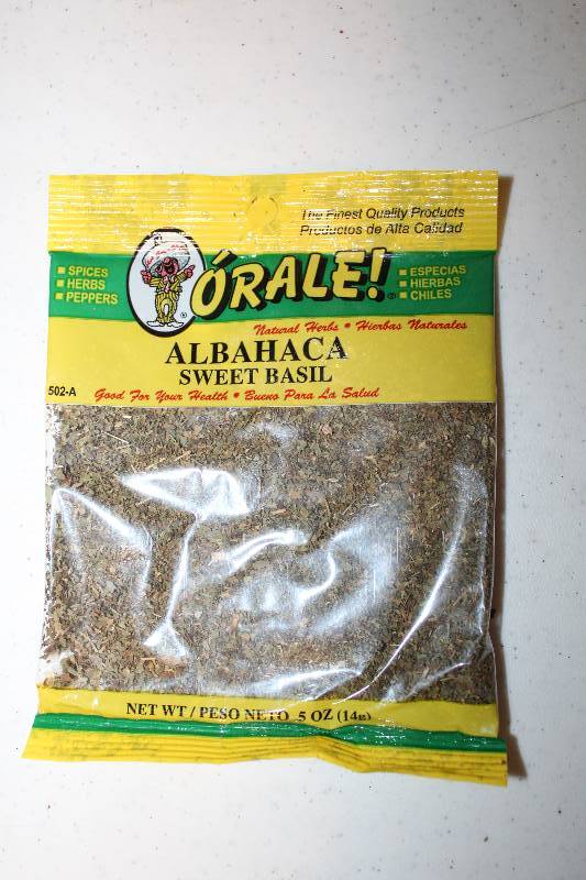 lot 9043 image: Lot of 12 Count - Sweet Basil - 0.5 oz. Packages
