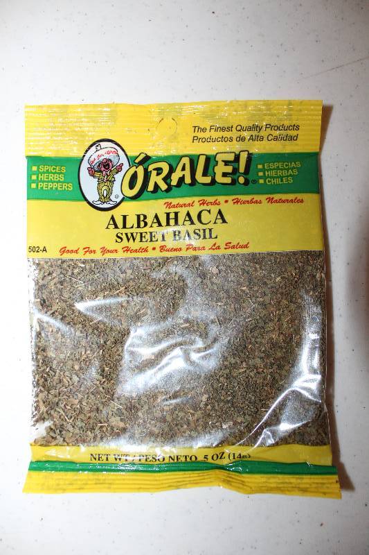 lot 9046 image: Lot of 12 Count - Sweet Basil - 0.5 oz. Packages