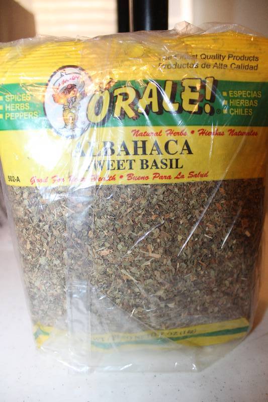 lot 9100 image: Lot of 12 Count - Sweet Basil - 0.5 oz. Packages