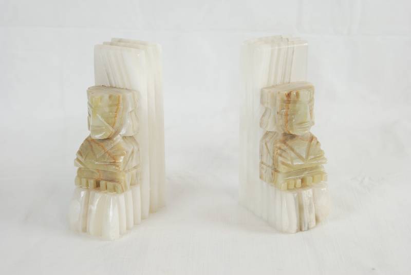 lot 2030 image: Lot of 2 Stone Native American Carved Figurines - WOW