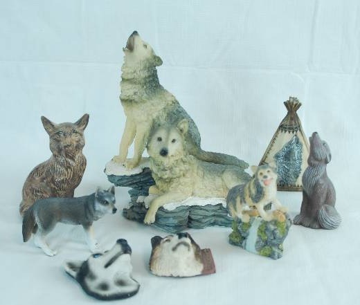 lot 2032 image: Lot of Wold Figurines and More Very nice see pics