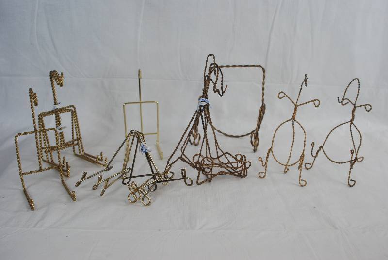 lot 2036 image: Lot of Approx 16 - Various Plate Holders