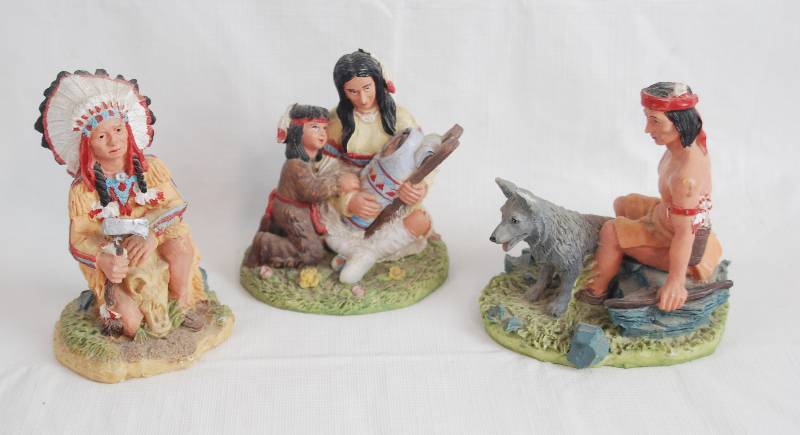 lot 2416 image: Lot of Native American Indian Figurines - Collectible