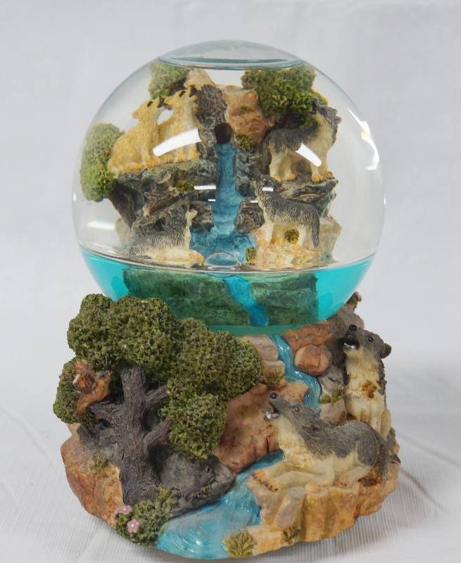 lot 2081 image: Native American Indian Figurine Water Globe Music Box - Pretty